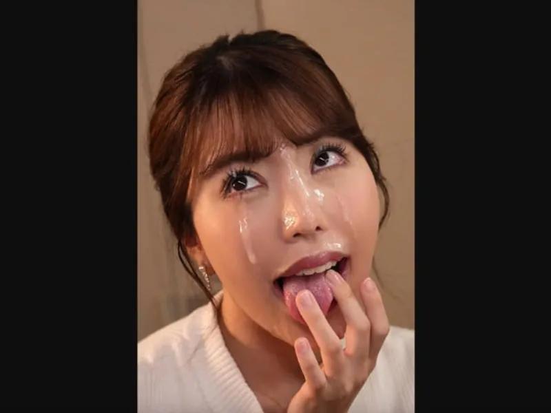 Nam sinh may mắn được cô giáo nứng bú cu